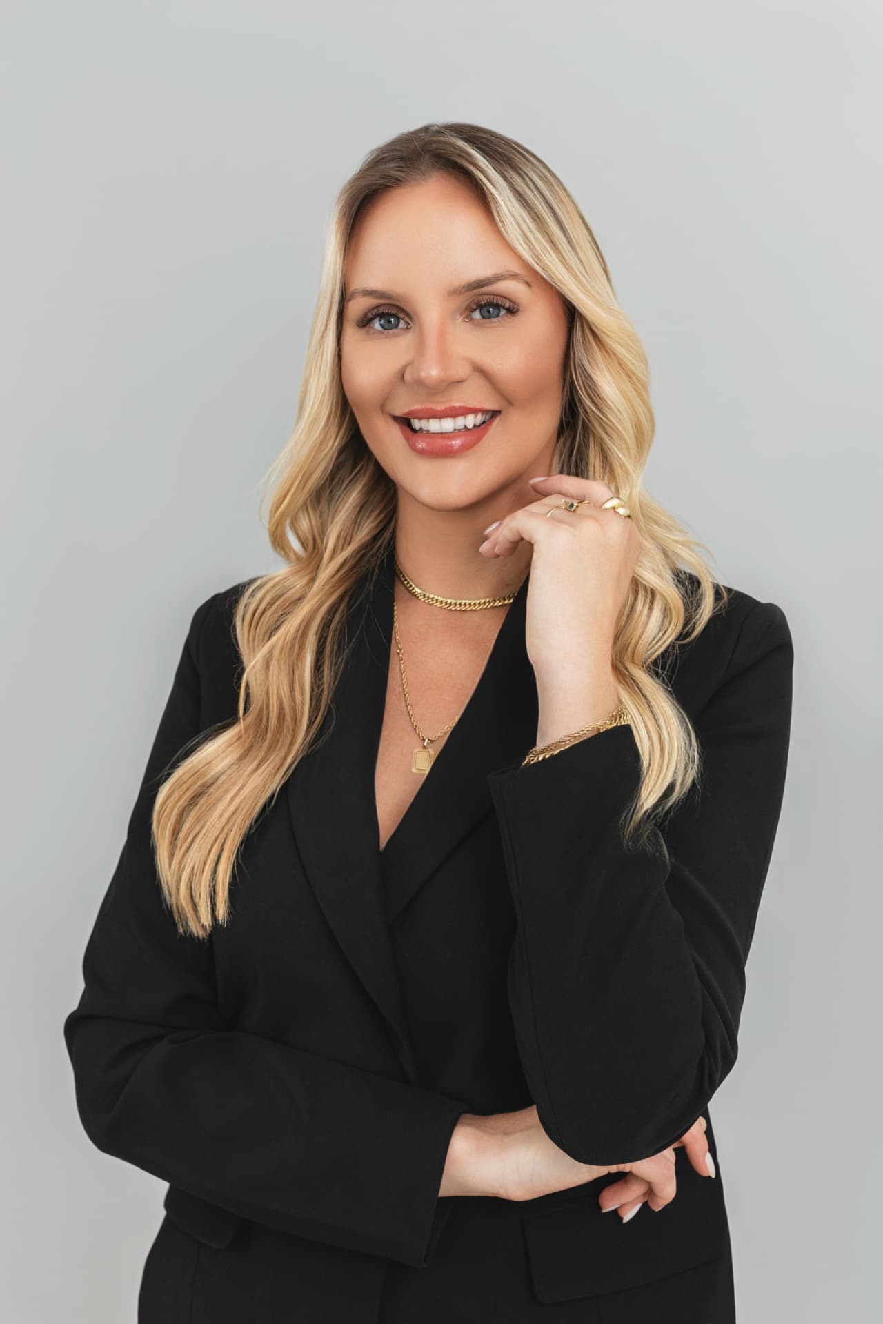 Dra. Ana Facin - Clínica Facin